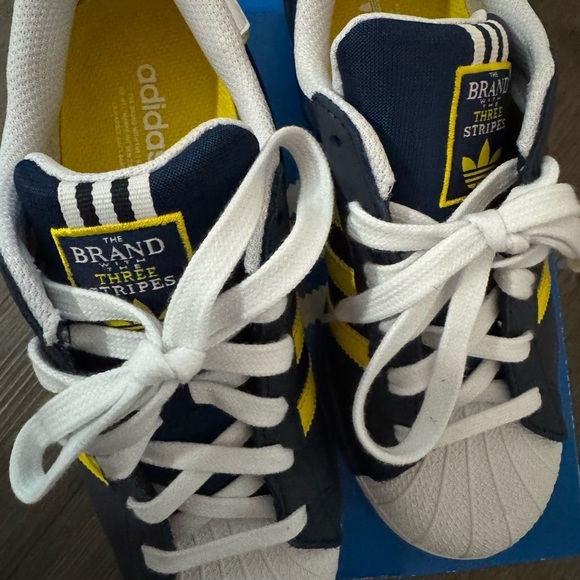 adidas gazelle silver green womens Adidas X Pharrell Superstar Supercolor Pack Yellow Men's Size 5.5